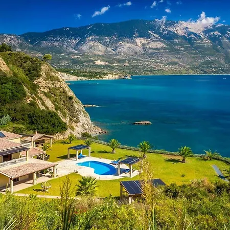Alexandros Villa