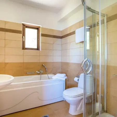 Alexandros Villa